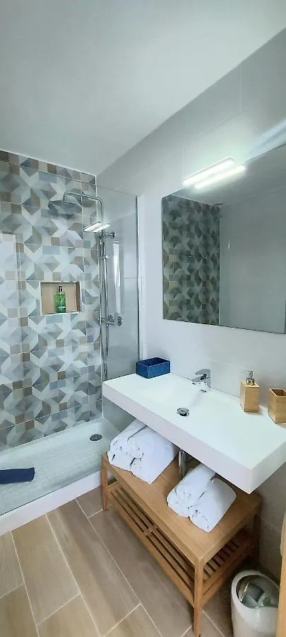 טרחלחו Atlantic View Apartment 0*,